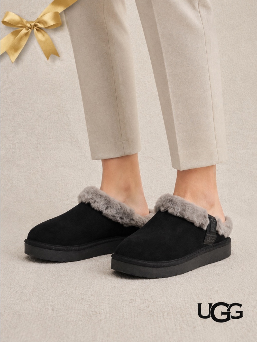 UGG Black Suede Shearling Clog Slippers Women’s Size 10